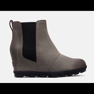 Women’s Joan of Arctic™ Wedge Chelsea Boot